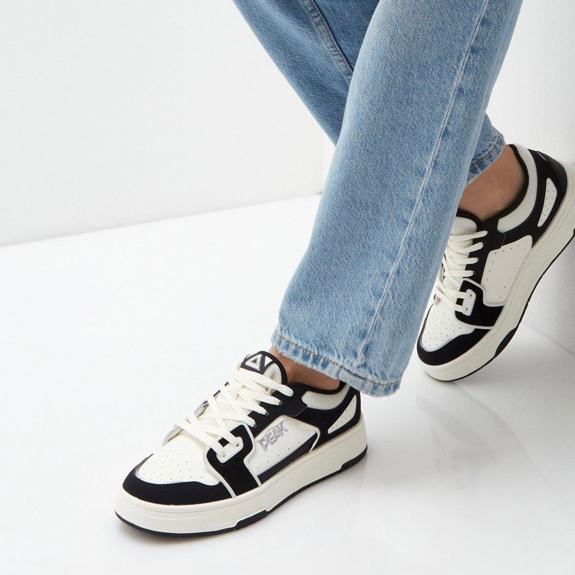 Peak Taichi Culture Shoes Black/Beige